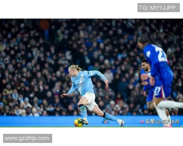 周日019暴击！英超圣诞大战：维拉冲百年10连胜VS曼联残阵暴走B费，前史魔咒终破？